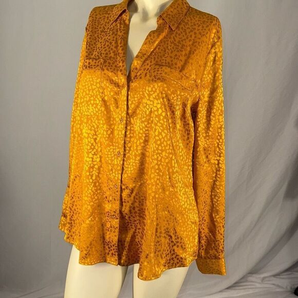 Candie’s Gold Satin Button Down Long Sleeve Blouse Size Large - Picture 9 of 12